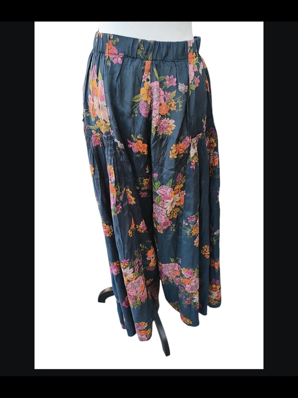 Floral Wide-Leg Maxi Pants - Navy with Pink Floral. Can Fit A S/M. Model Is 5'2 - Picture 2 of 16